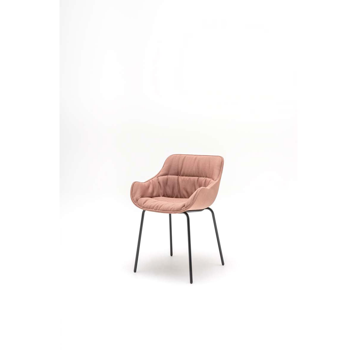 Fauteuil de réunion Baltic Soft Duo rose sur 4 pieds noirs, vue de trois quarts