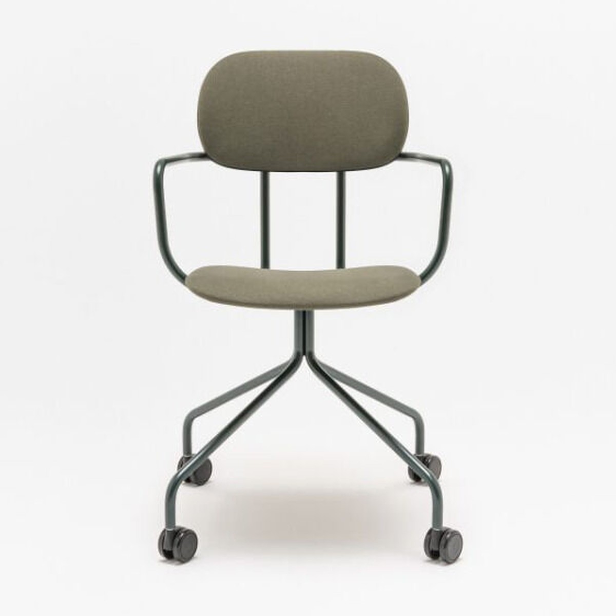 Chaise de réunion New School rembourrée kaki avec accoudoirs, base à roulettes, vue de face