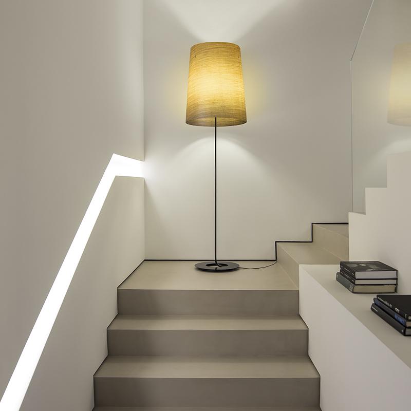 lampe_couloir_escalier