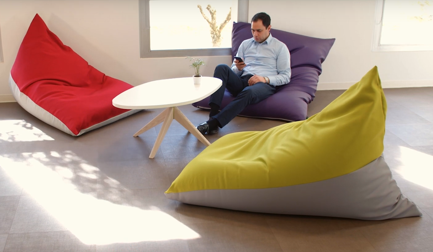 Pouf Poire Abstract : Siège Élégant et Confortable pour Espaces Modernes