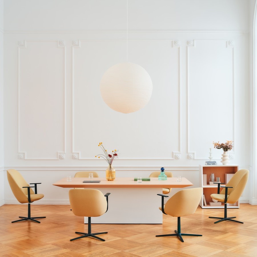 Chaise de réunion ergonomique et confortable