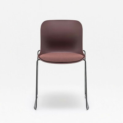 Chaise_réunion_tapissée_design_minimaliste