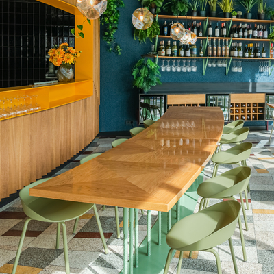 chaise-cafeteria-originiale-design-et-economique-mdd