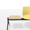 Chaise_poutre_multicolore_tablette
