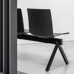 Chaises_sur_poutre_pas_chères_salle_attente