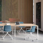 chaise_reunion_roulettes_accoudoirs_metal