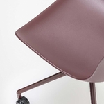 Chaise_réunion_pivotante_roulettes_confortable
