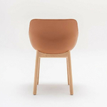 Chaise_bureau_tapissée_pieds_bois_orange