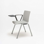 Chaise_formation_empilable_tablette_écritoire_blanche