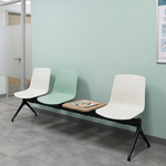 Chaises_sur_poutre_multicolore_personnalisable