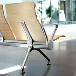 Chaise_poutre_bois_fixation_sol_chromé