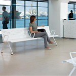 Chaises_poutre_métallique_fixes_banc_blanc