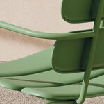 Chaise_reunion_originale_empilable_plastique_fibre_verre