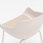 Coussin dassise tapissé beige dans la coque en polypropylène, vue de dessus