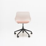 Fauteuil de réunion Baltic Remix blanc à coussin rose sur base noire, vue de face
