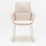 Fauteuil de réunion Senda dossier haut sur luge, coque et tissu beige clair, vue de face