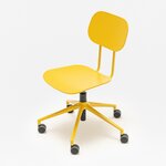 Chaise de réunion réglable New School en contreplaqué jaune, base jaune, vue de trois quarts