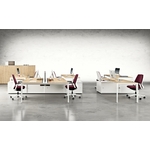 bench_moderne_pietement_metal_evase