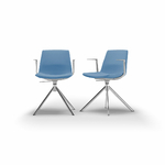 chaise-de-réunion-tapissée-bleu-clair
