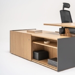 bureau_direction_bois_avec_etagere