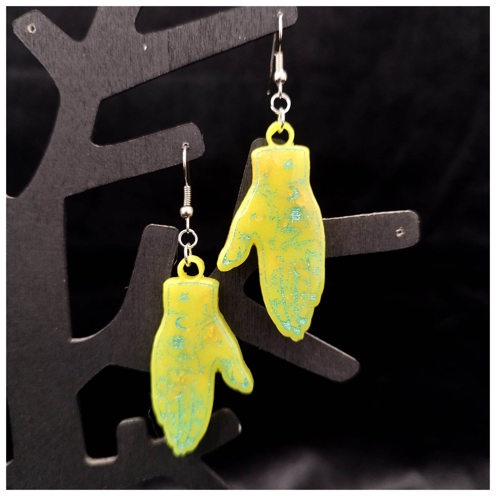 Moonbeam Atelier boucles doreilles chiromancie