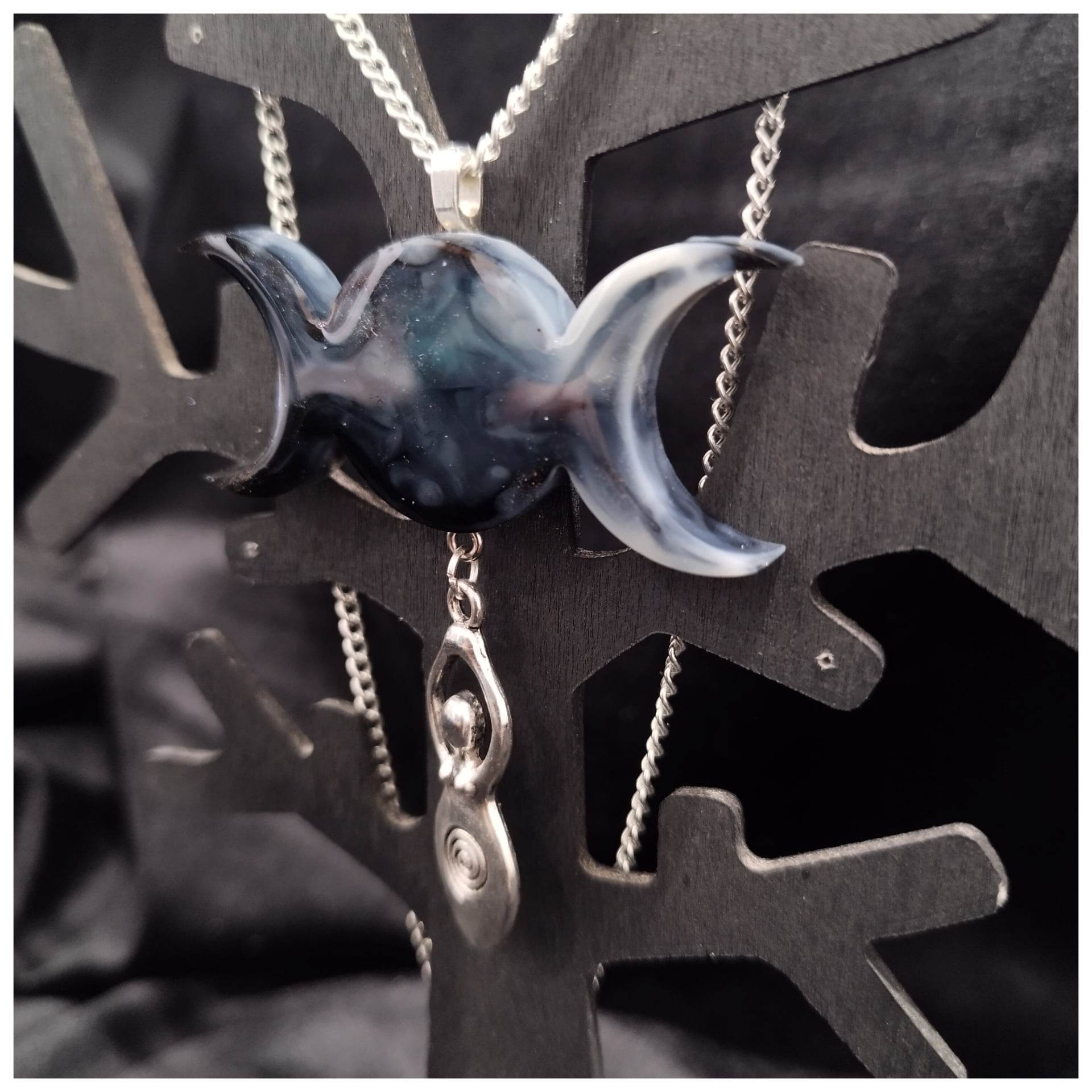 Moonbeam Atelier collier triple lune deesse