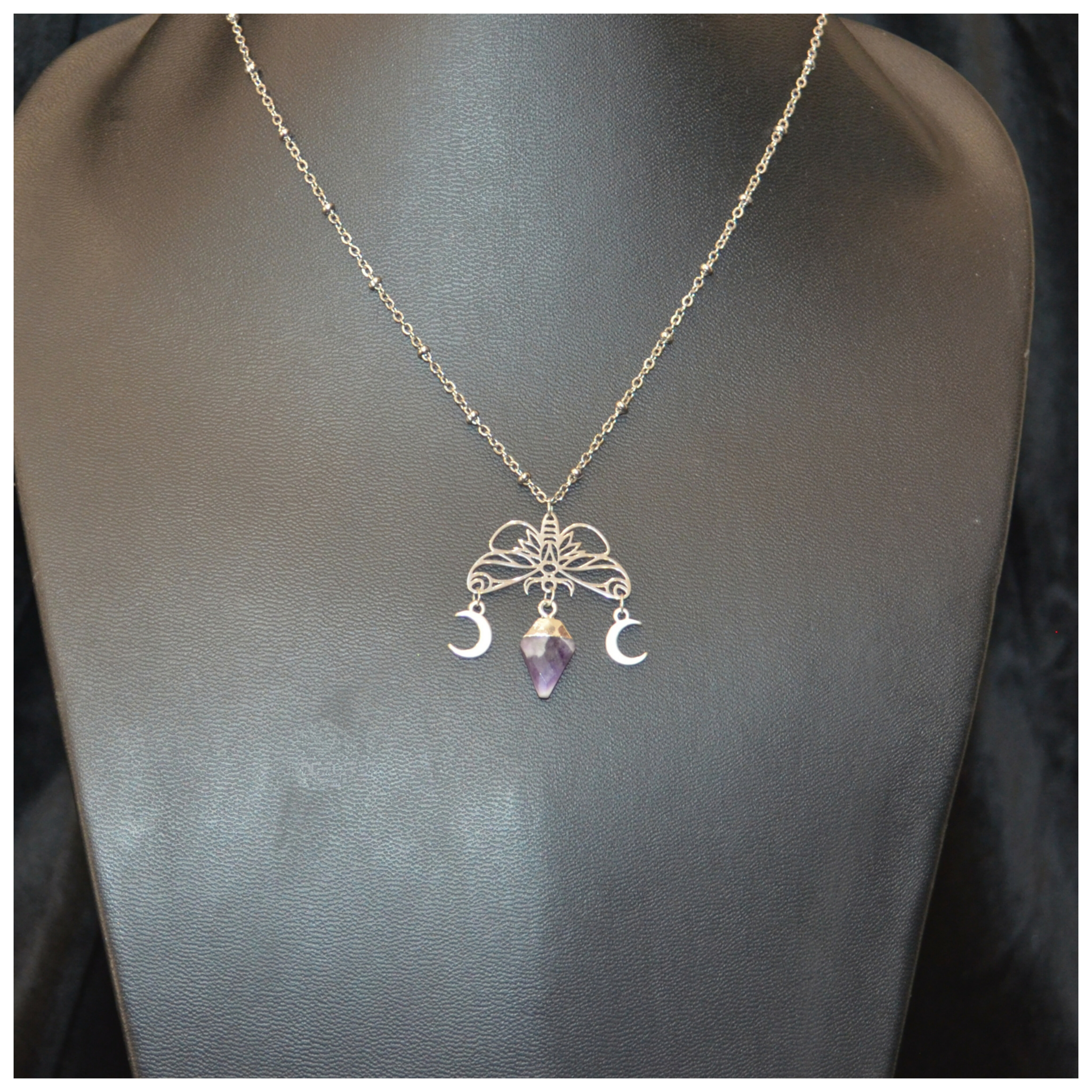 Moonbeam Atelier sphinx lunaire