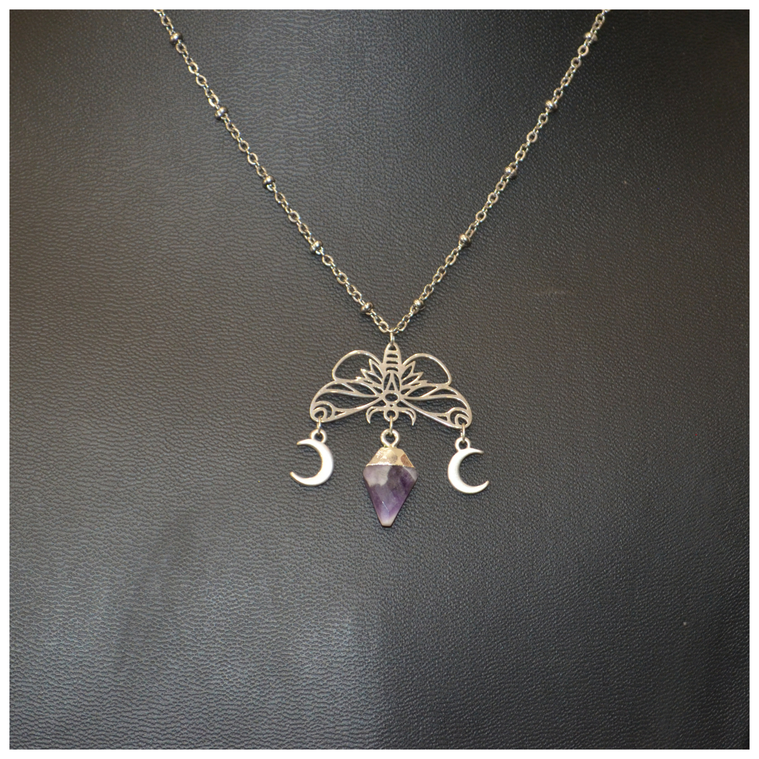 Moonbeam Atelier sphinx lunaire