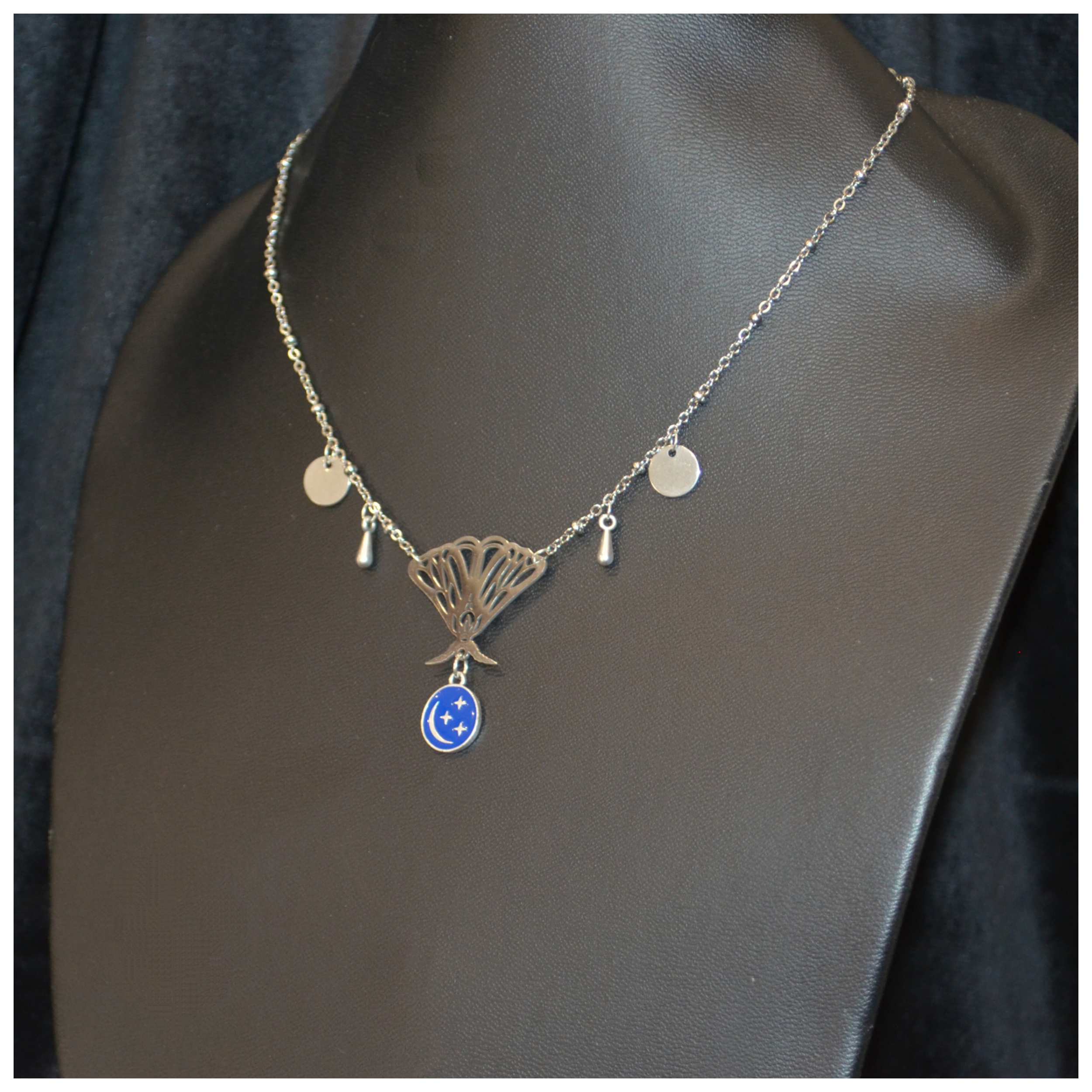 Moonbeam Atelier collier mothnmoon