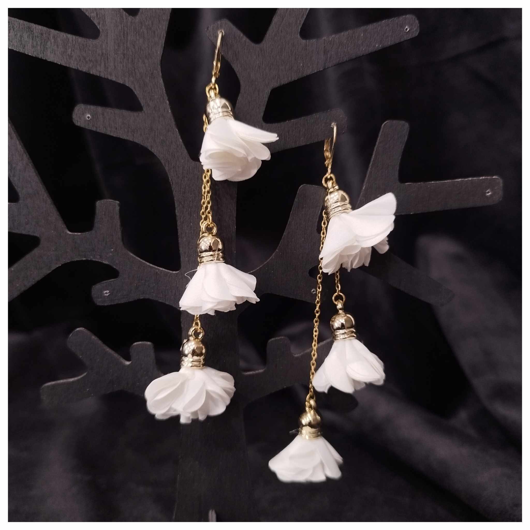 Moonbeam Atelier Boucles flower fall