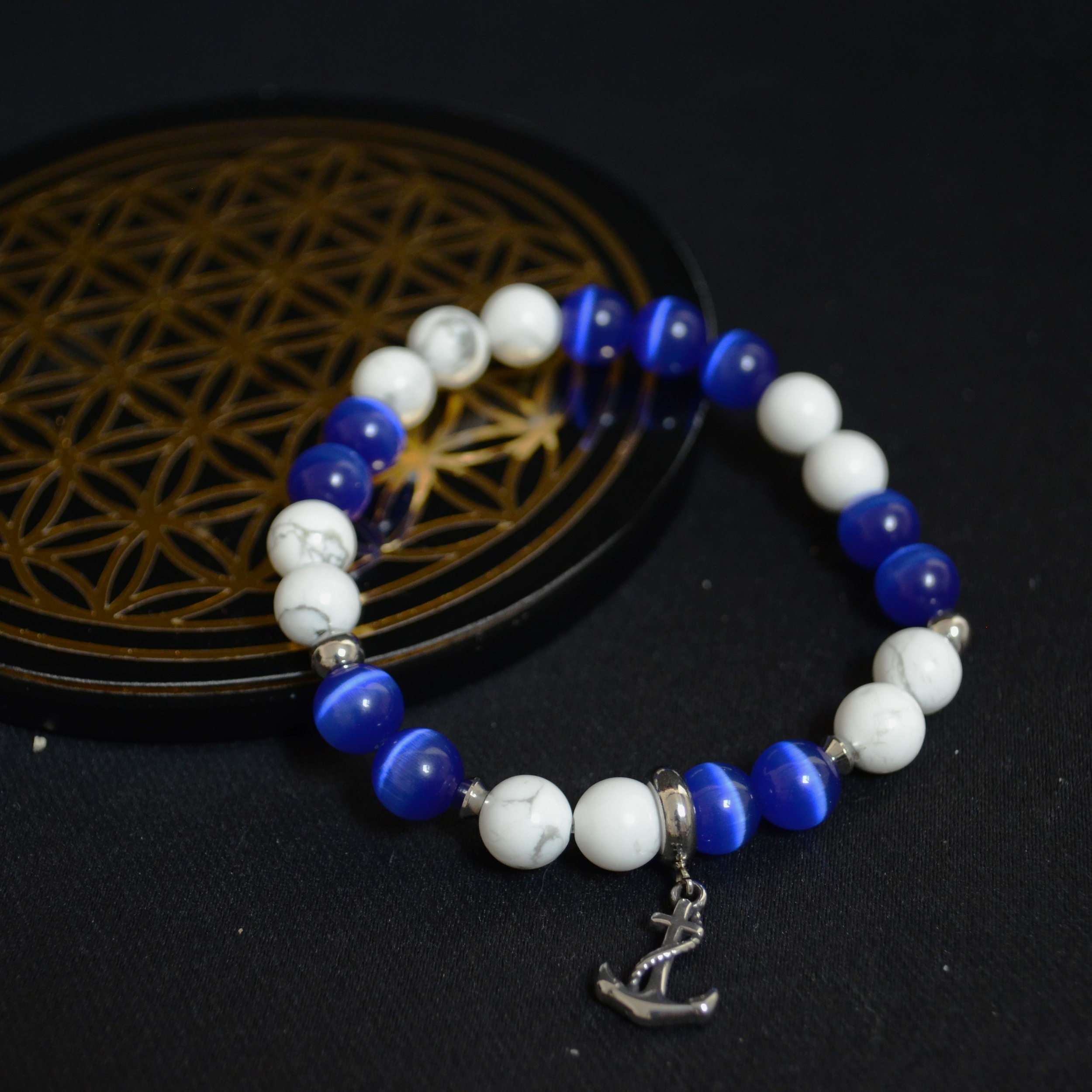 Bracelet howlite perle oeil de chat bleu