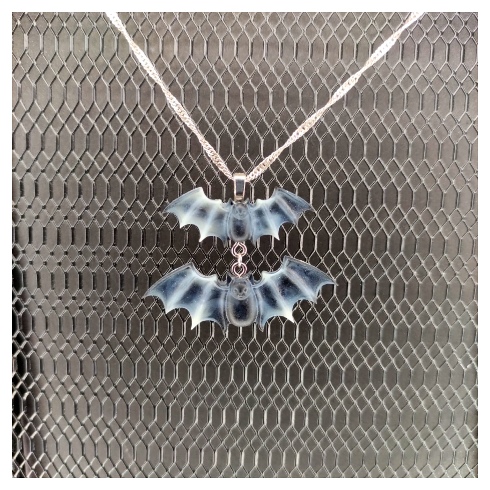 Moonbeam Atelier pendentif résine chauve-souris