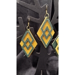 Moonbeam Atelier parure Amazonia boucles jaunes close up