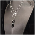 Moonbeam Atelier collier Trivia
