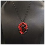 Moonbeam Atelier collier camée corbeau