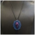 Moonbeam Atelier collier camée corbeau