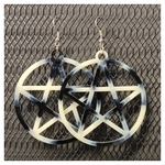 Moonbeam Atelier boucles doreilles résine pentacle