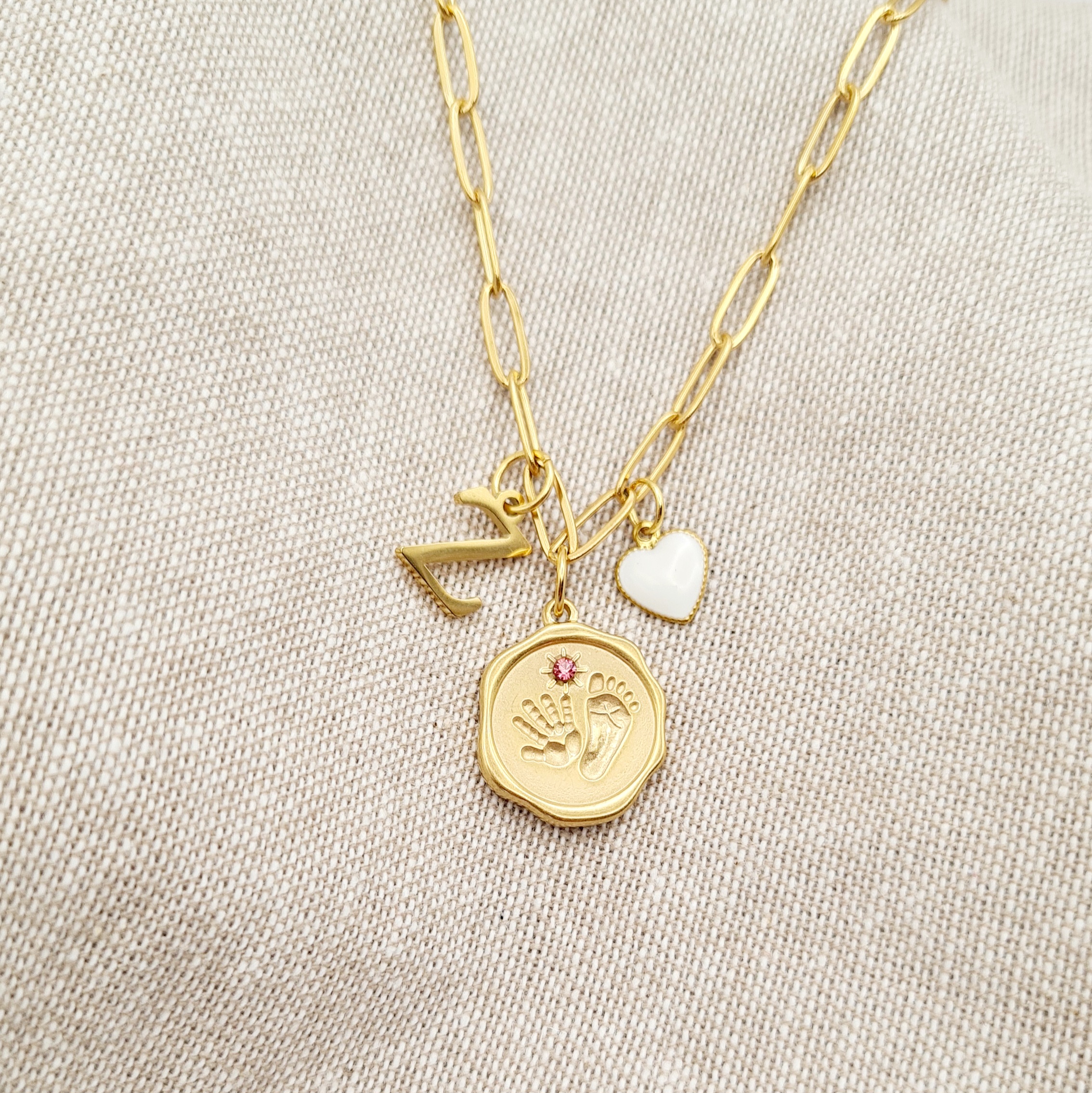 collier-personnalisable-empreinte-bebe-rose-olympe-bijoux-acier-inoxydable-bagues-creoles-colliers-bracelets-broches2