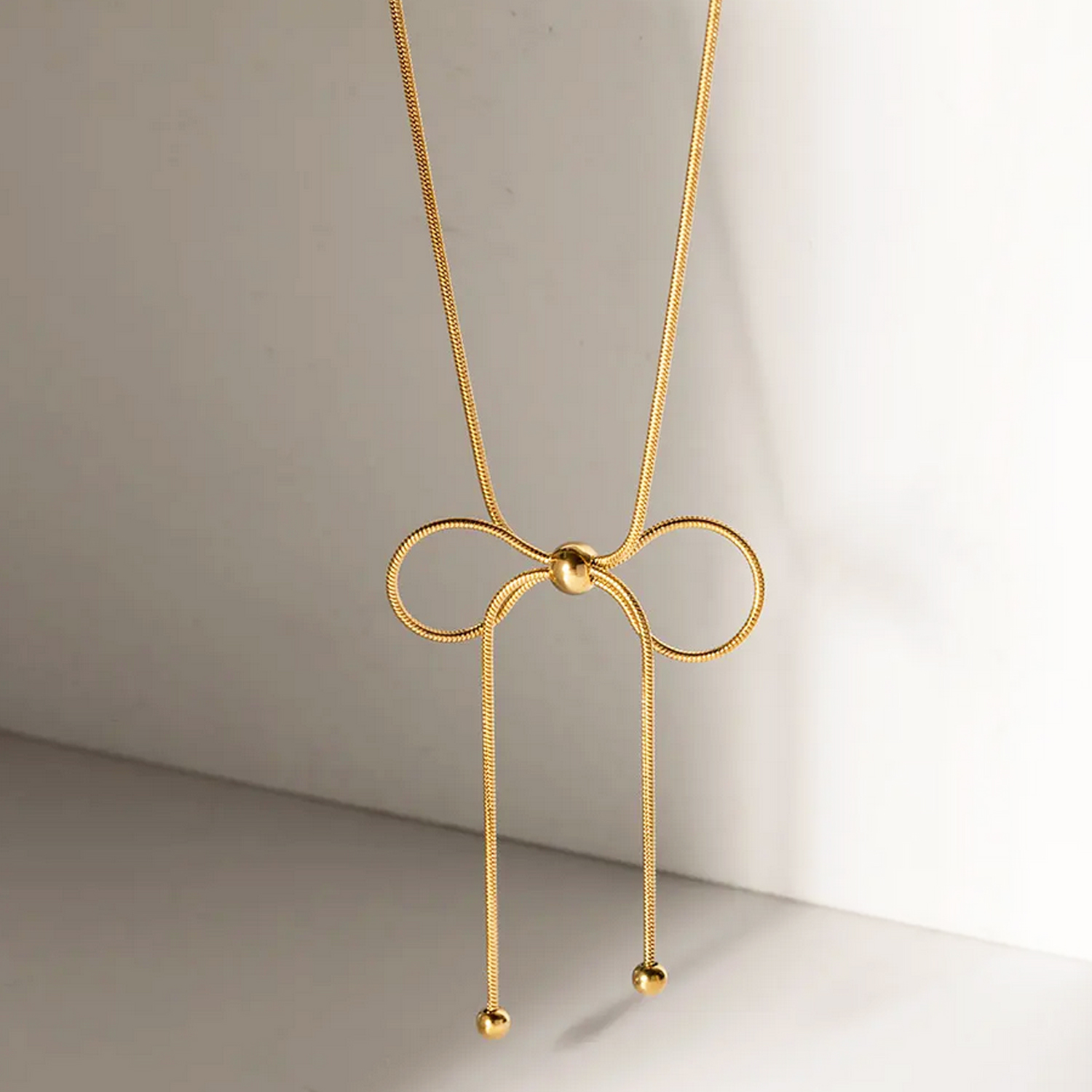 collier-miss-bow-petit-noeud-acier-inoxydable-olympe-bijoux-bagues-bracelets-colliers-boucles-d-oreilles-broches2