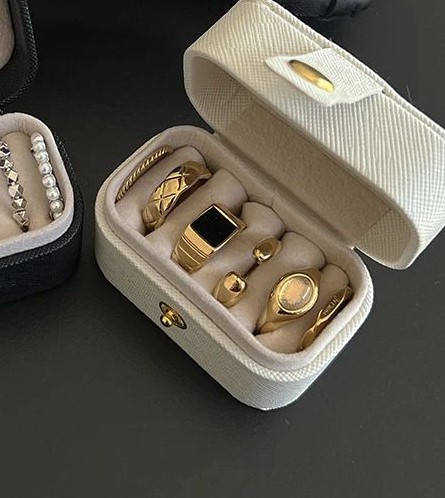 mini-boite-a-bagues-rangement-blanc-olympe-bijoux-acier-inoxydable-bagues-colliers-bracelets-boucles-d-oreilles-broches