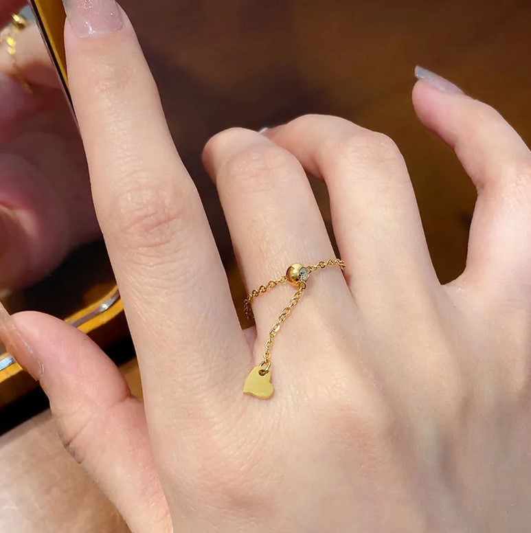bague-chaine-noire-acier-inoxydable-dore-olympe-bijoux-femme-attache-arriere