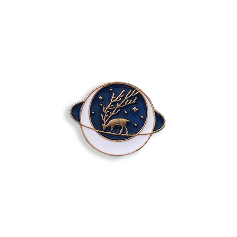 broche-pins-cerf-nocturne-olympe-bijoux-fond-blanc