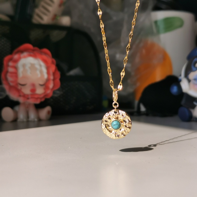 collier-long-rond-martele-acier-inoxydable-dore-olympe-bijoux