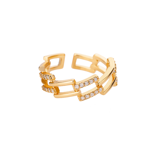 bague-maille-carree-zircons-olympe-bijoux-fond-blanc