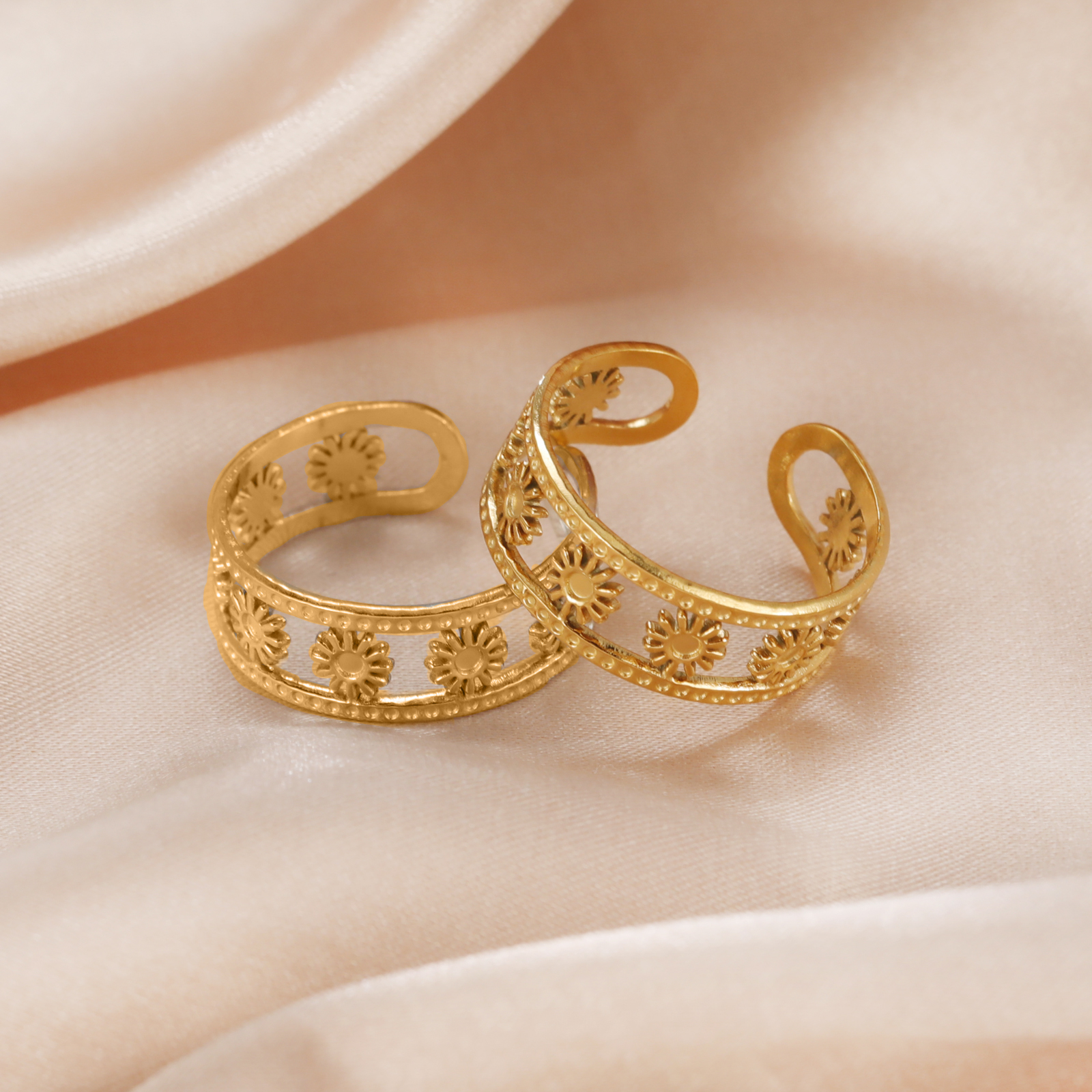 2bague-soleils-olympe-bijoux-fond-tissus2