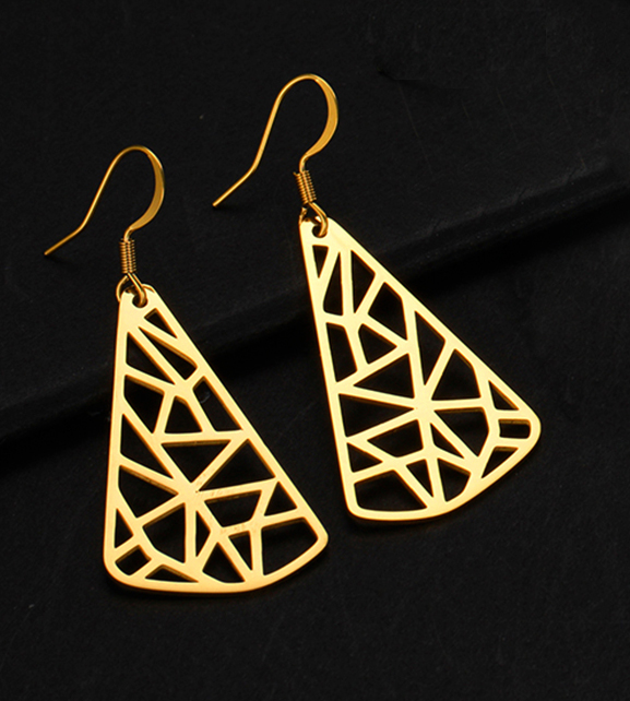 boucles-obelisque-geometrique-olympe-bijoux