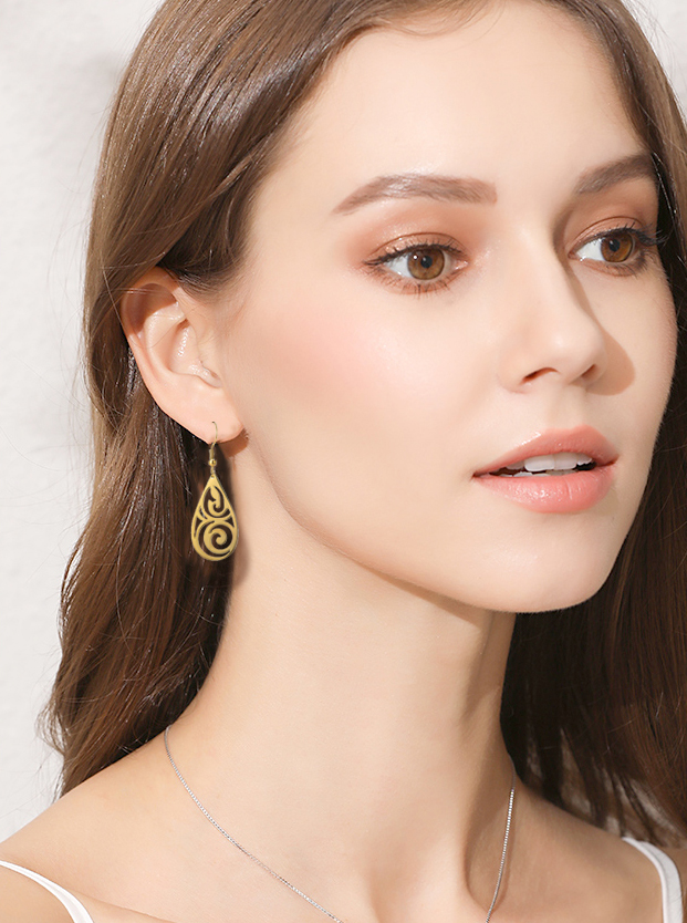boucles-gouttes-arabesque-portees-olympe-bijoux