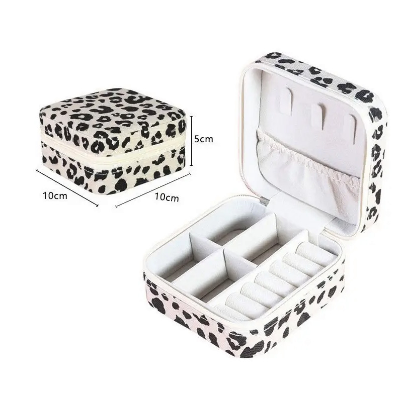 Boite-a-bijoux-leopard-Olympe-bijoux-Acier-inoxydable-bagues-bracelets-joncs-creoles-colliers-choker-broches-dimensions