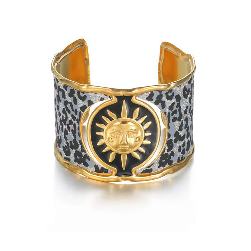 Bracelet-manchette-Solaya-Acier-inoxydable-Olympe-bijoux-bagues-creoles-boucles-d-oreilles-collier-earcuff