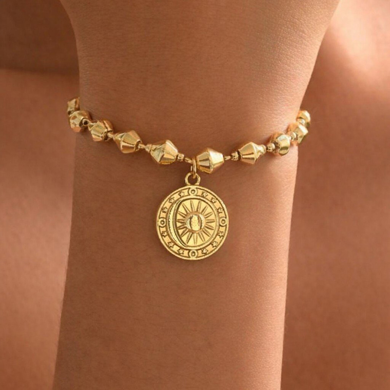 Bracelet-Sélénia-piece-monnaie-lune-soleil-Acier-inoxydable-doré-Olympe-bijoux-colliers-bracelets-joncs-boucles-d-oreilles-creoles-earcuff-colliers